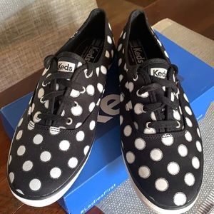 Keds Women Canvas Polka Dot Sneakers New 10